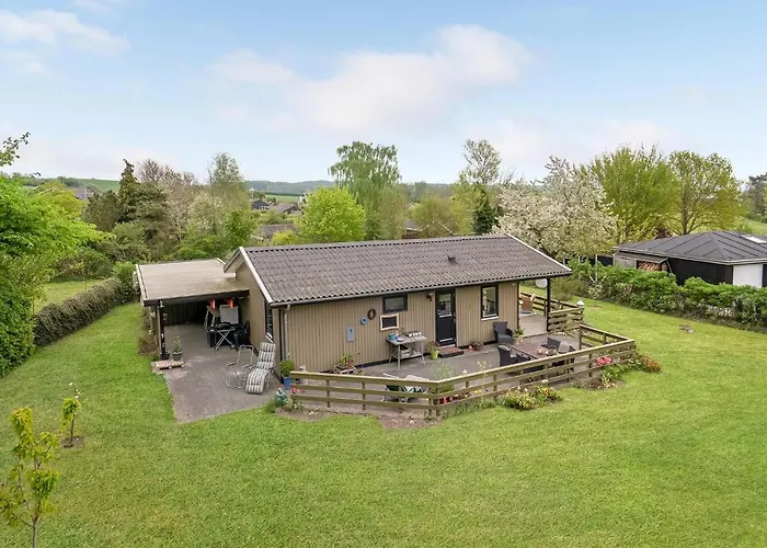 Holiday home Beautiful In Haarby With Kitchen *